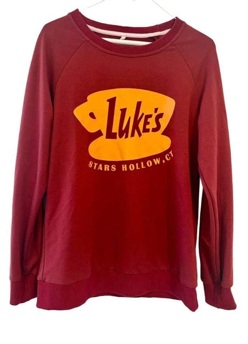 Gilmore Girls Luke’s Diner Stars Hollow CT Burgundy Crewneck Sweatshirt Size S